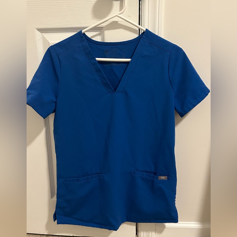 Figs Royal Blue V-Neck Scrub Top Technical Collection - Two pockets